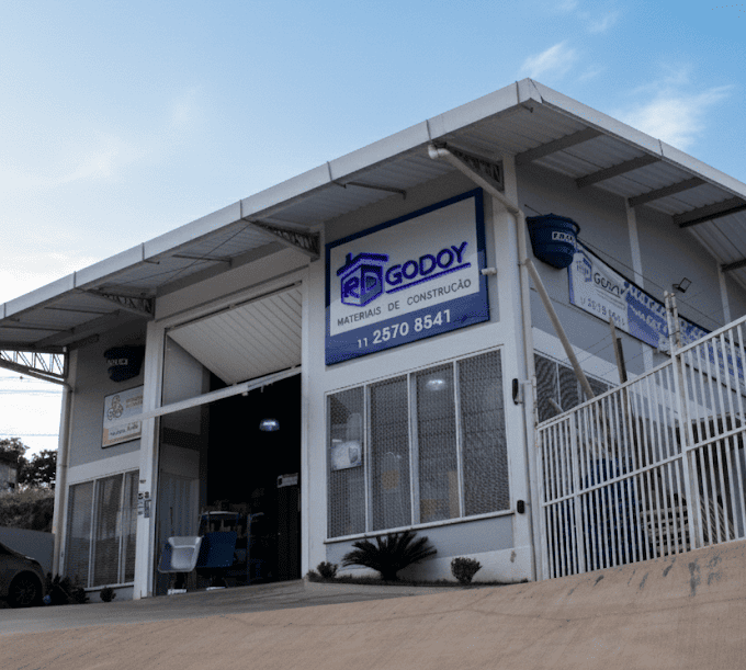 Materiais de construção organizados